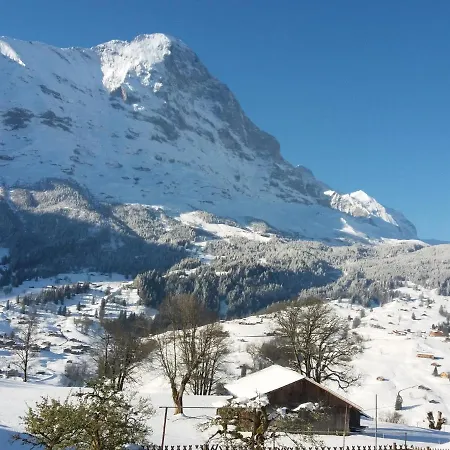 Apartamento Uf Em Stutz 2